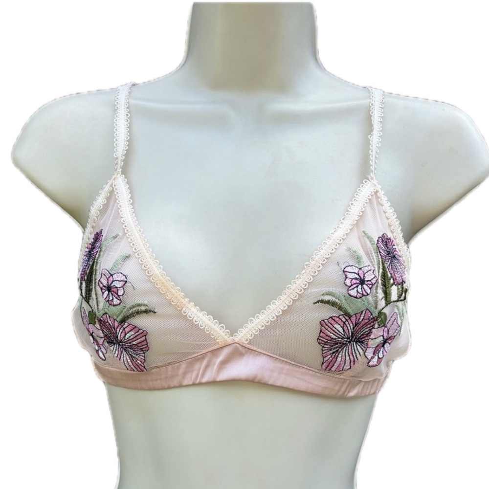 🎉2 for $25🎉 POL Pink & Green Floral Embroidered Bralette - NWT - Size Small!